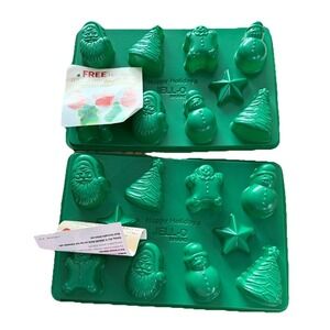 Set Of 2 Green Plastic Jell-O Jigglers Holiday Mold New With Tags Hosting Fun